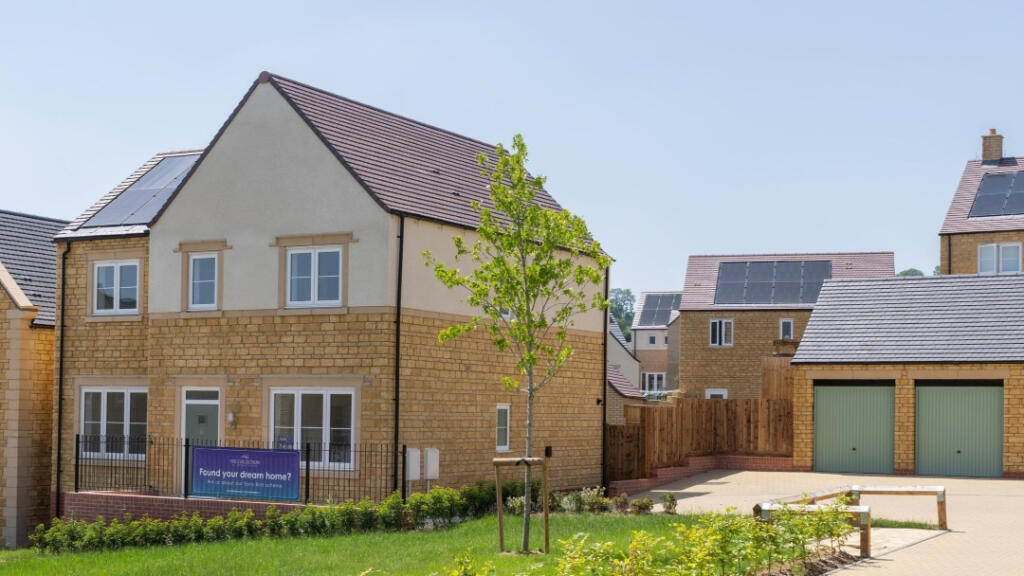 Main image of property: Delavale Road, Winchcombe, Tewkesbury,
GL54 5HN