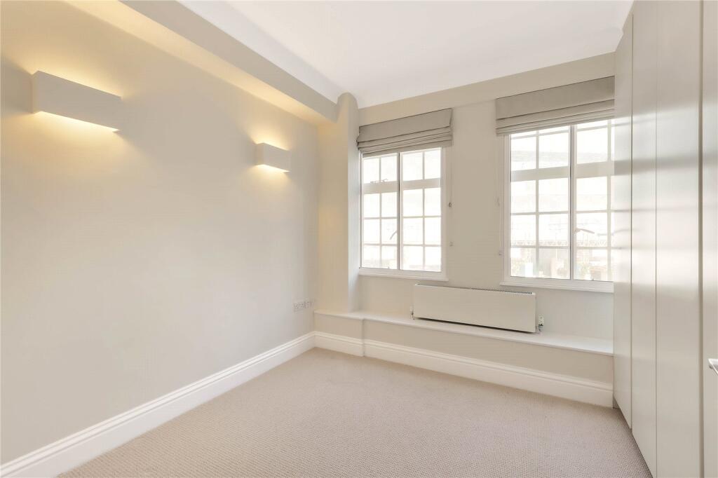 Apartment in London - More