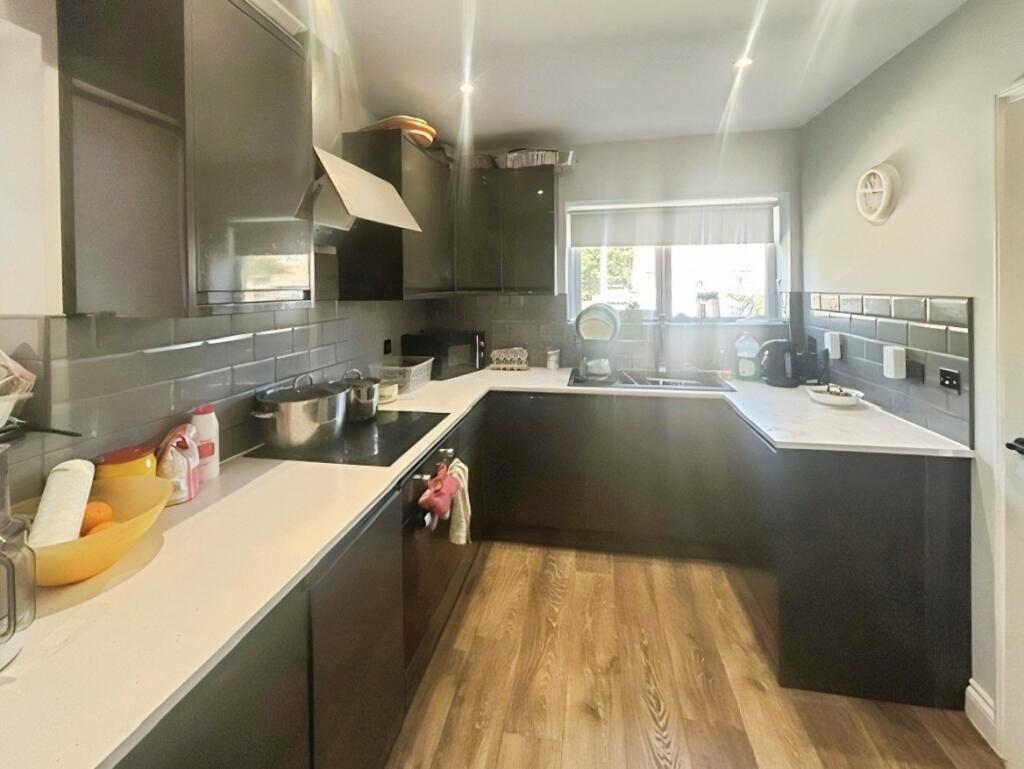 Main image of property: Avon Court, PE4