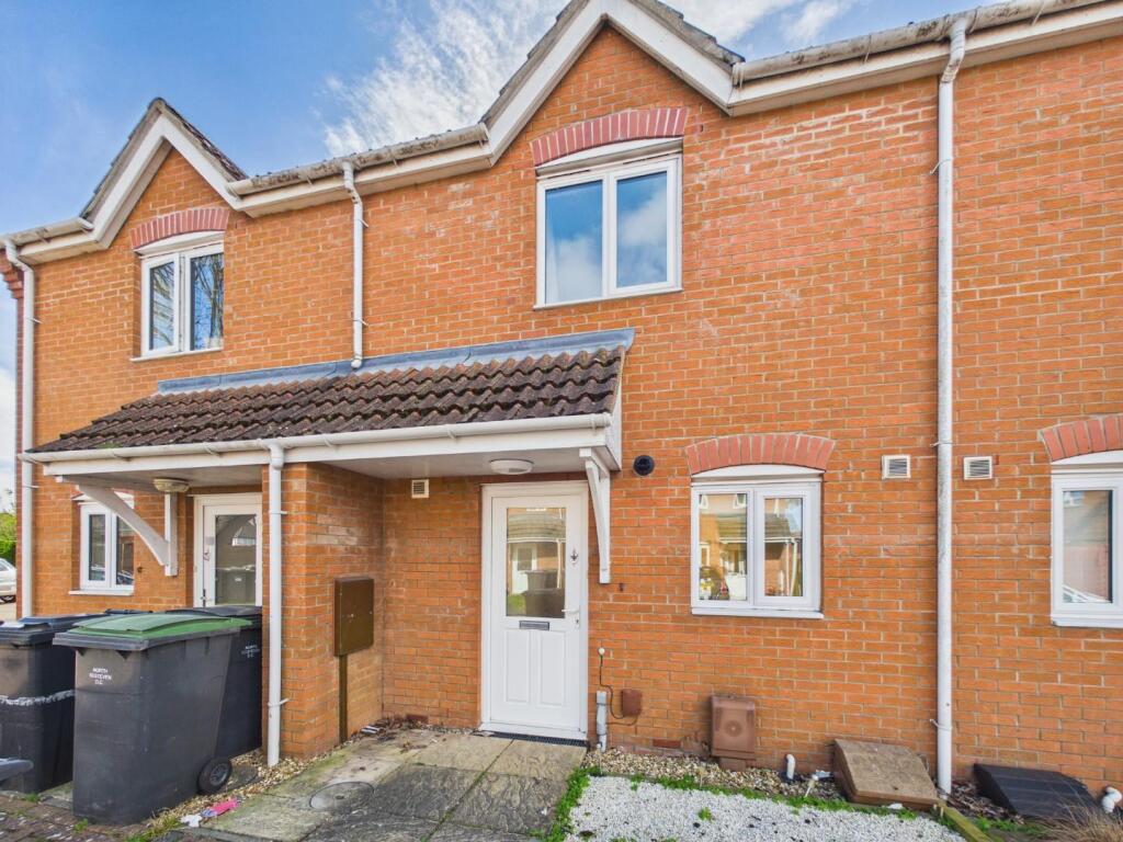 Main image of property: Lindum Mews, North Hykeham