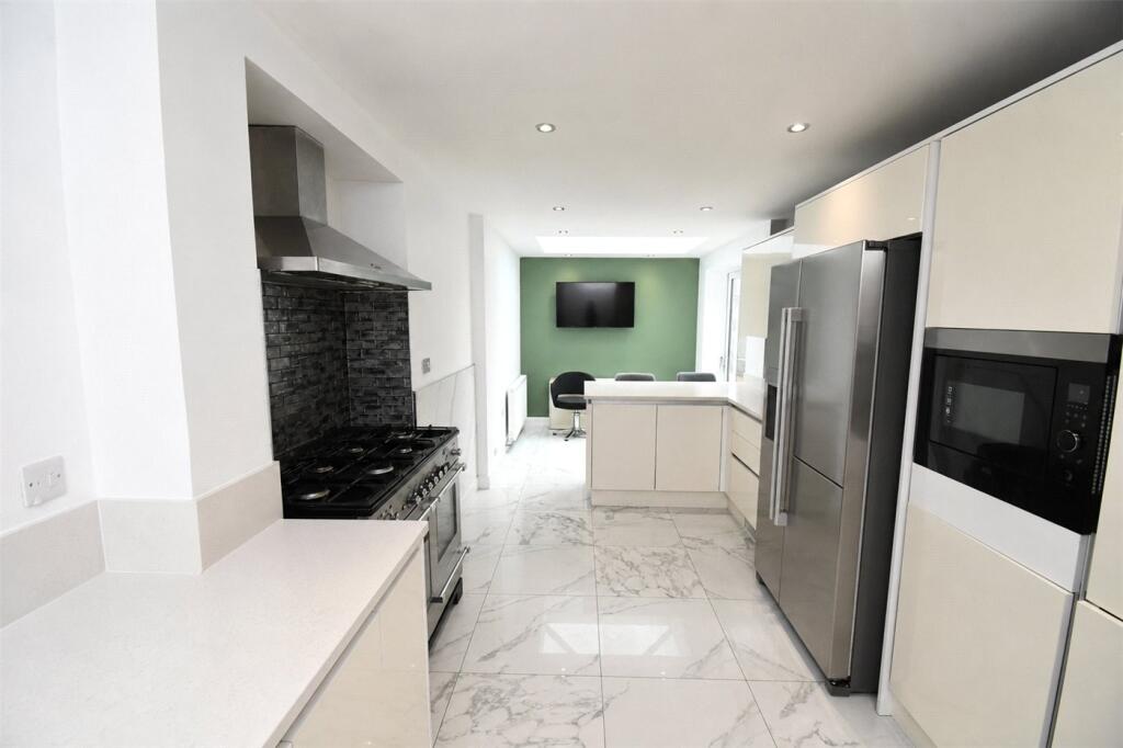 House in Wallasey, Liscard - More