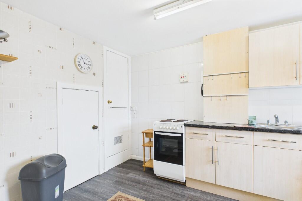 Apartment in Glasgow, Wyndford, Maryhill - View 4