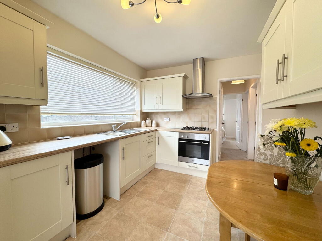 House in Barnsley, South Yorkshire - More