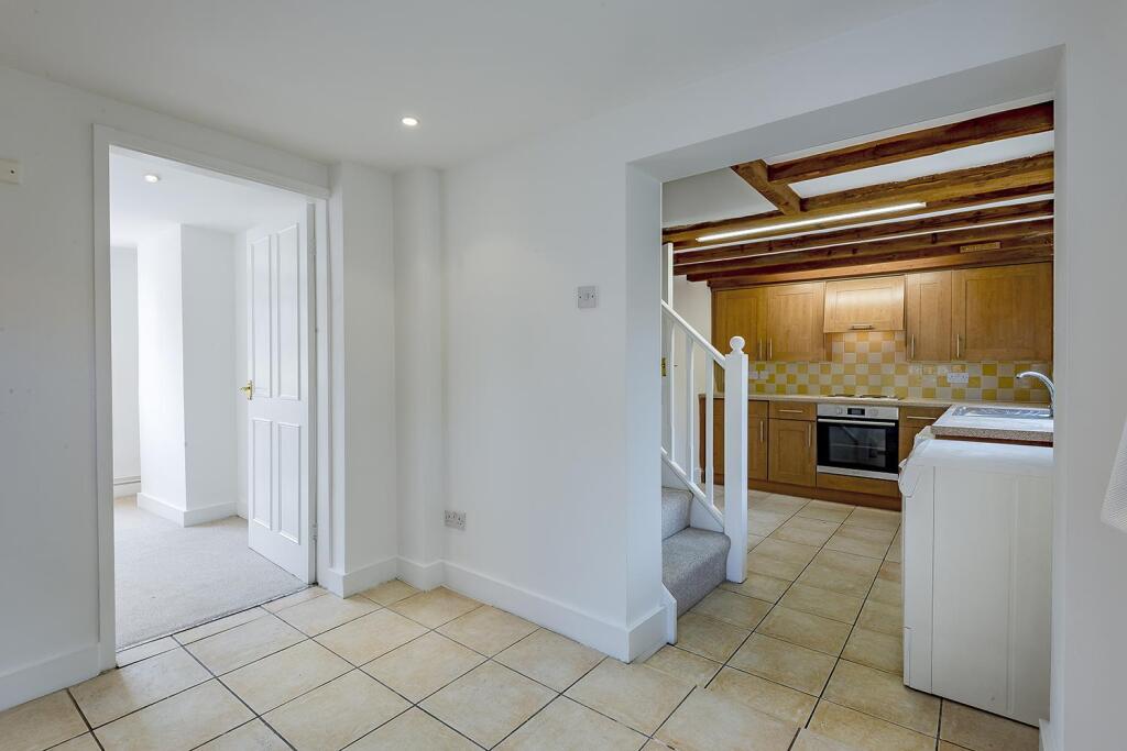 House in Hockley Heath - View 4