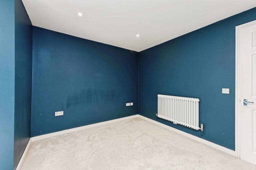 House in Canterbury, Sturry - More