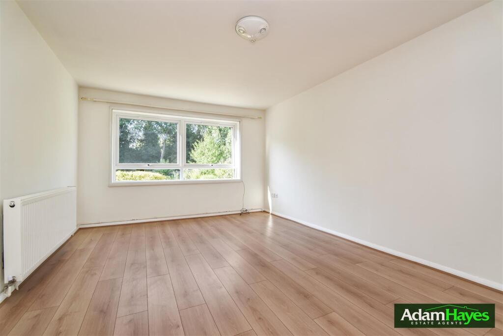 Main image of property: Finchley Park, North Finchley, N12