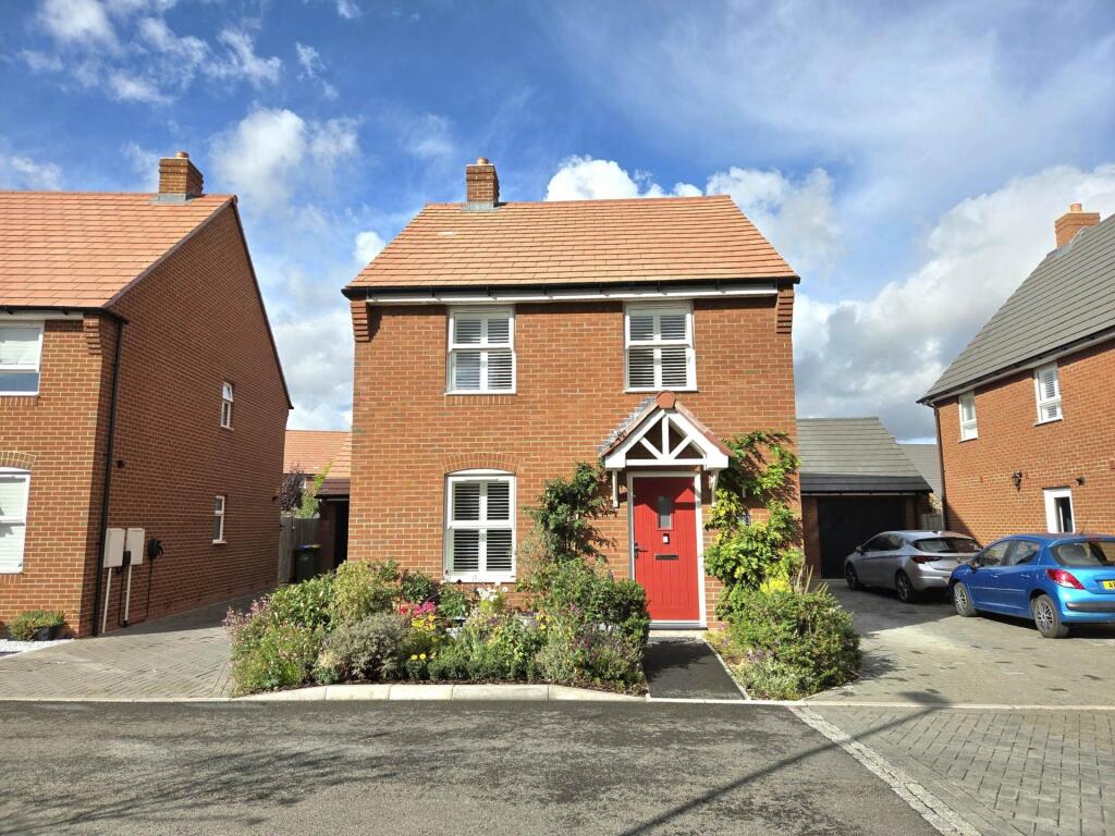 Main image of property: Orchard Green, Kingsbrook