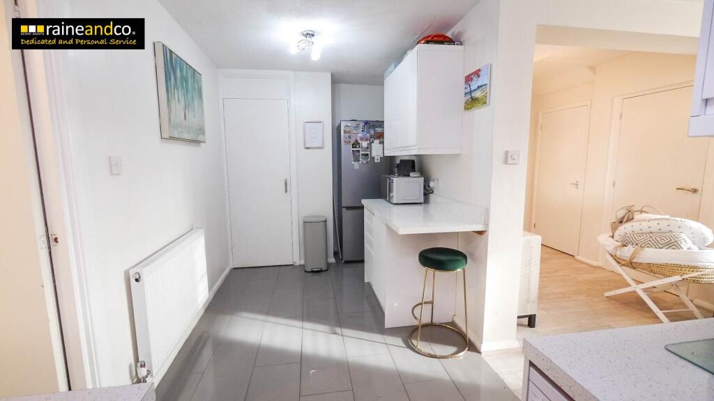 Additional image 6 of Newlands, Hatfield