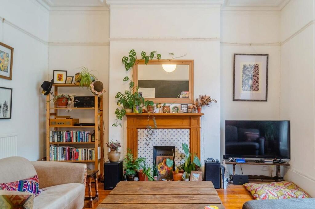 Apartment in Bristol, Tyndall's Park, Cotham - View 2