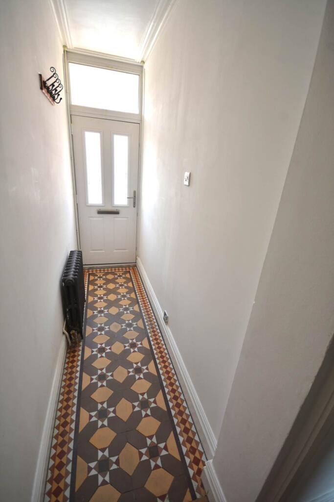 Lower Hilmorton Road, Rugby Town Centre photo 2