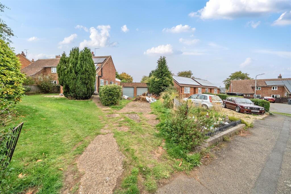 Leys Road, Pattishall, NN12 - View 4