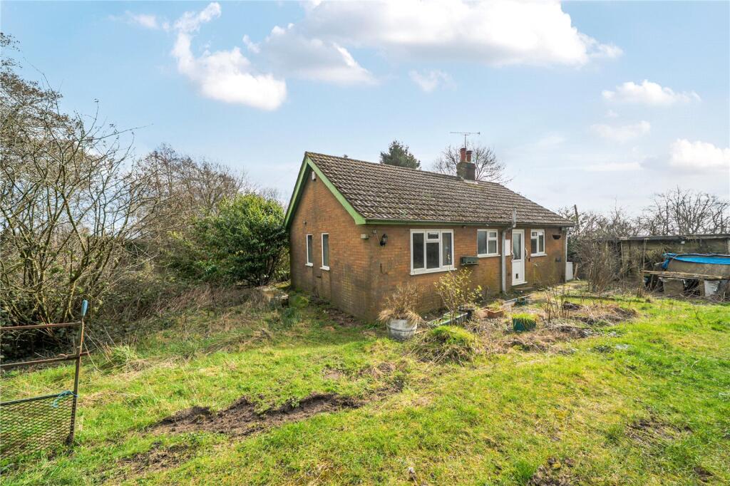 2-bed house on Earls Ditton Lane, Doddington, Kidderminster, Shropshire, £185,000