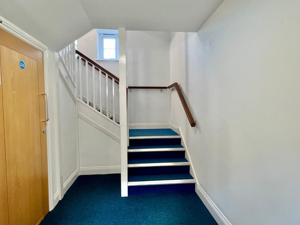 Apartment in Taunton, Frieze Hill - More