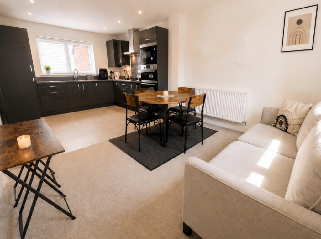 House in Blackburn - View 3