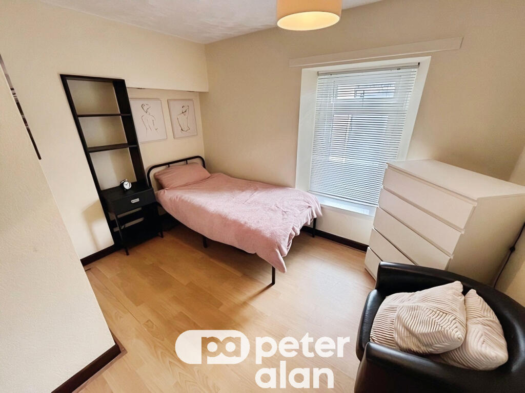 House in Pant, Pen-y-wern, Dowlais - More