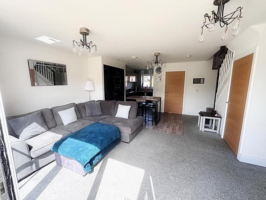 House in North Tyneside, Addington Gate, Holystone - More
