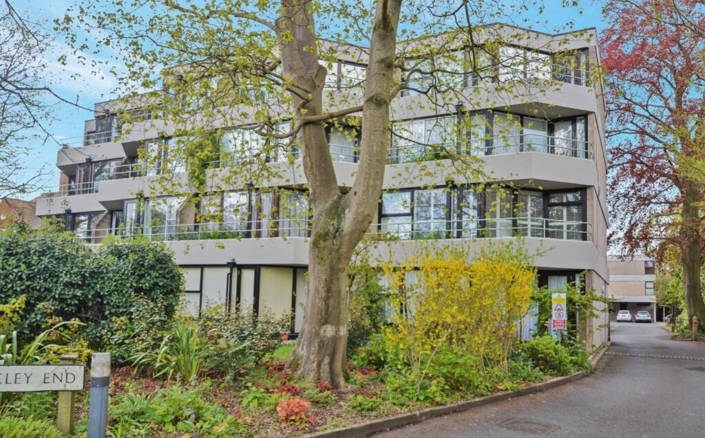 Main image of property: Thackley End, Banbury Road, Oxford, OX2 