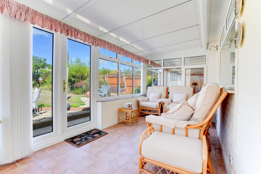 House in Worcester - View 5