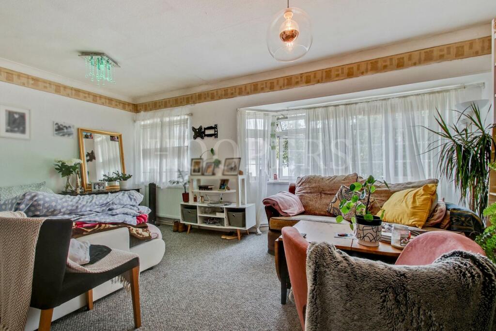 Apartment in London - View 2