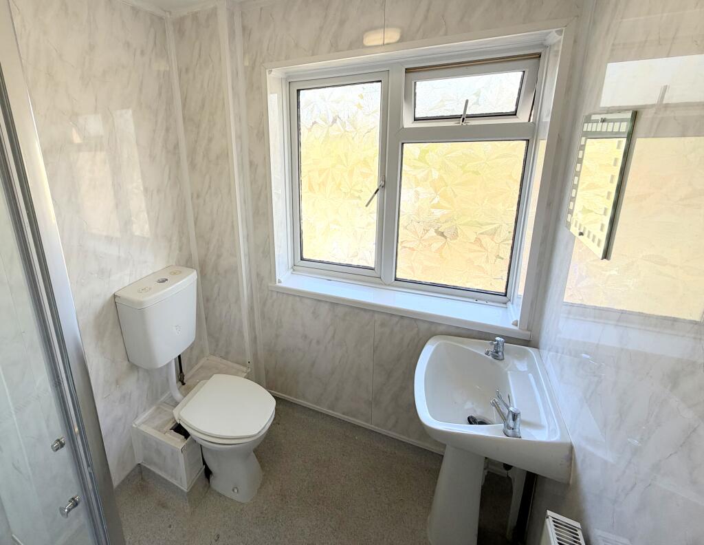 House in Bath - View 5