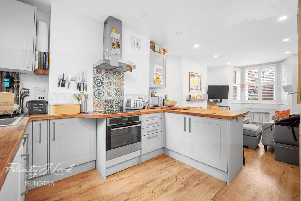 Main image of property: Albert Mansions, Liverpool Road N1