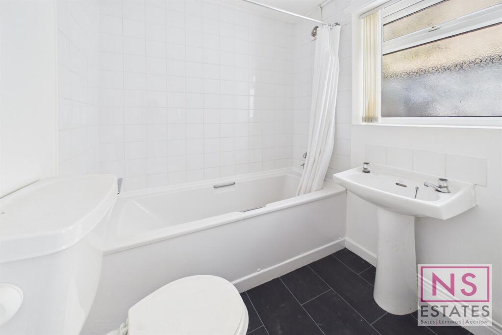 House in Stockton-on-Tees - View 4