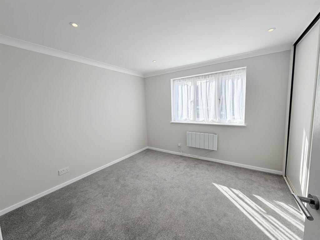 The Boundary, Seaford photo 4
