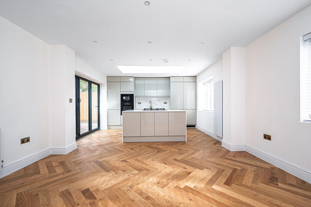 House in London - More