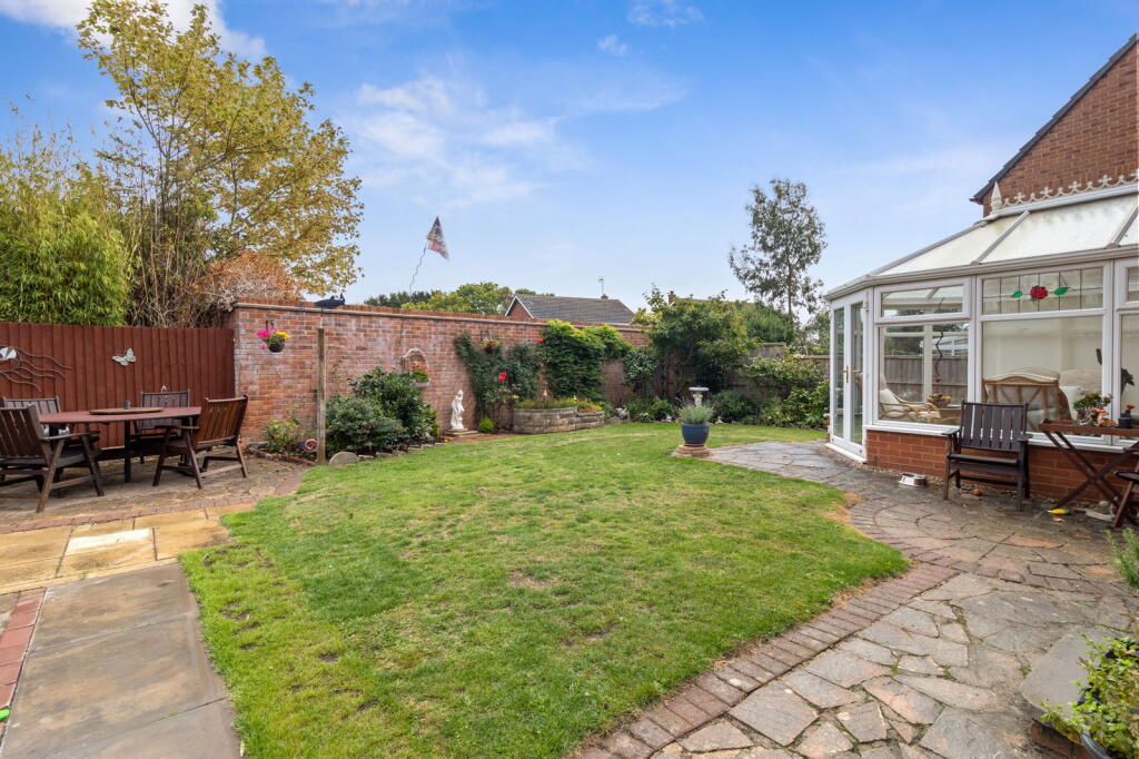 House in Malvern Hills, Leigh - View 3