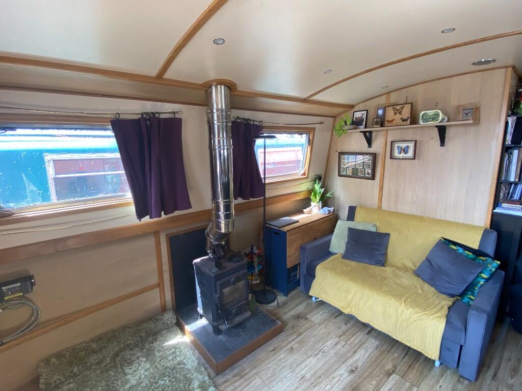 Ash Island, East Molesey, Surrey, KT8 photo 4