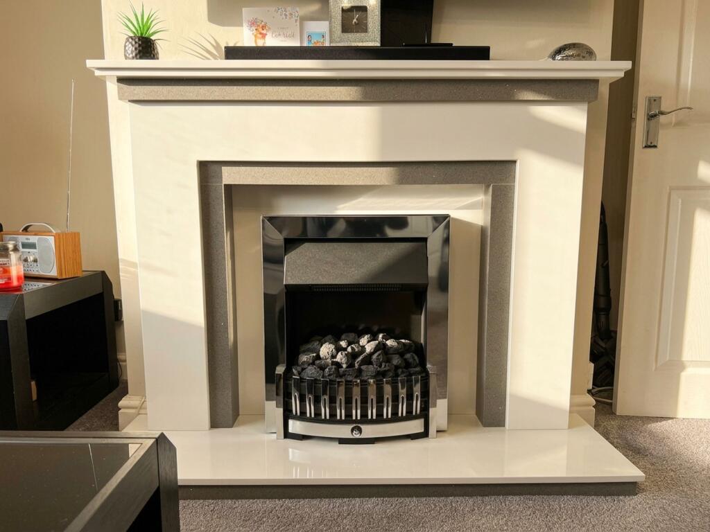 House in Kirklees, West Yorkshire - More