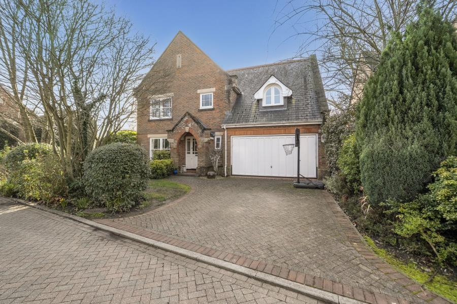 Main image of property: Upper Walk, Virginia Park, GU25 4SN