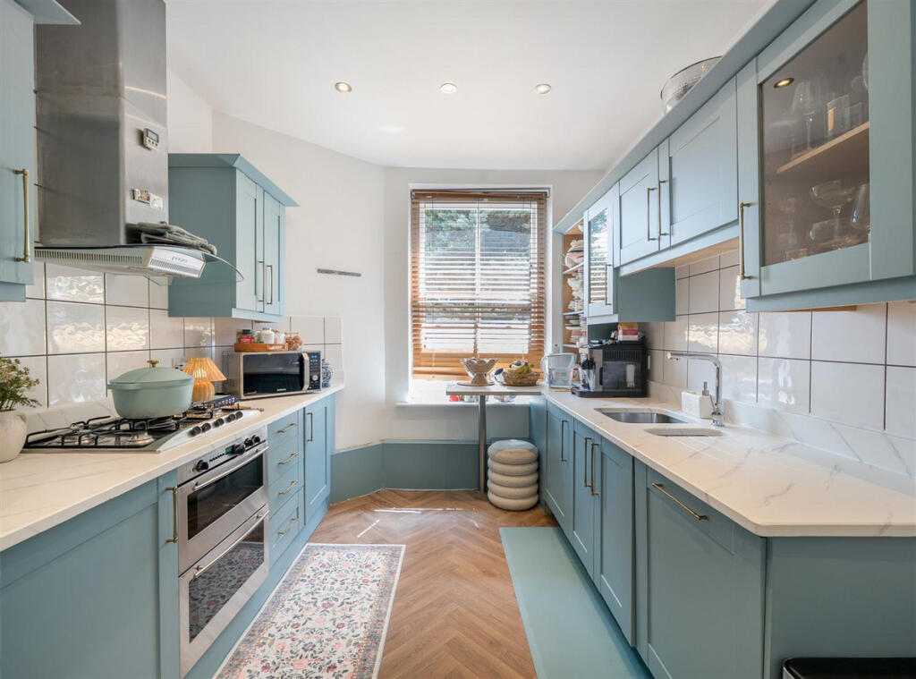 Apartment in London, Kensal Town, Maida Vale - View 4