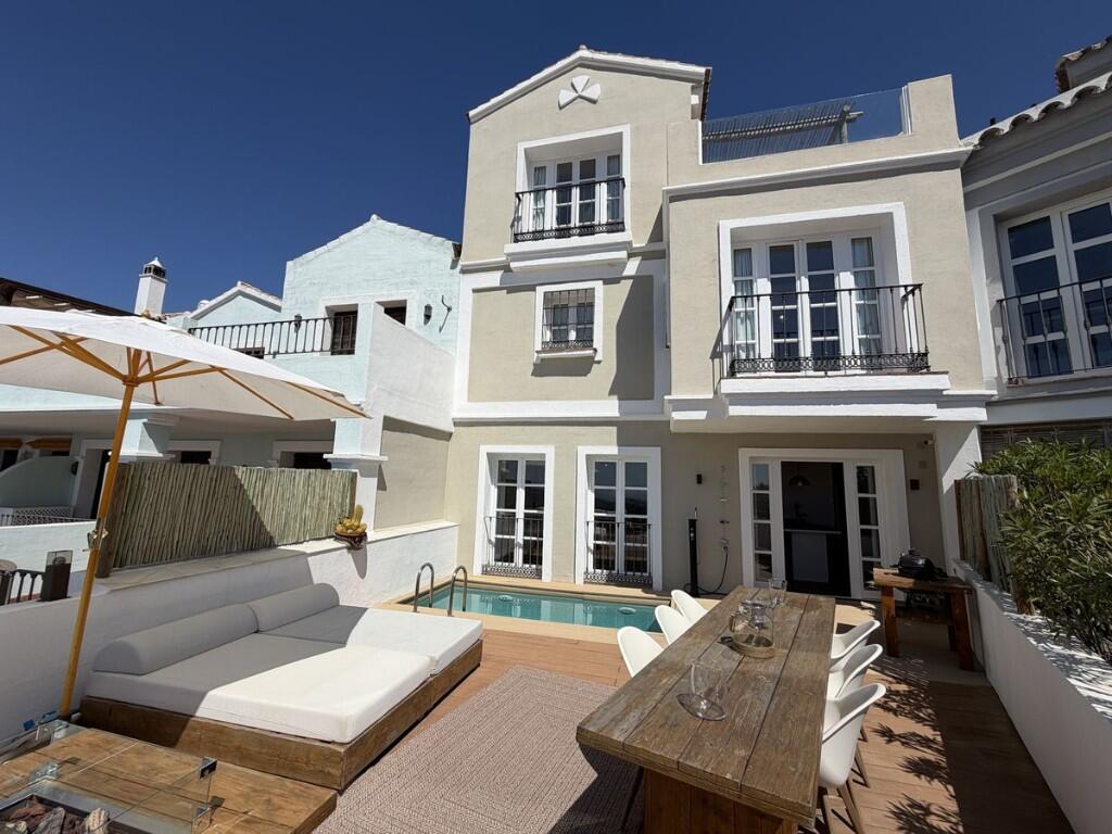 Main image of property: La Heredia, Málaga, Andalusia