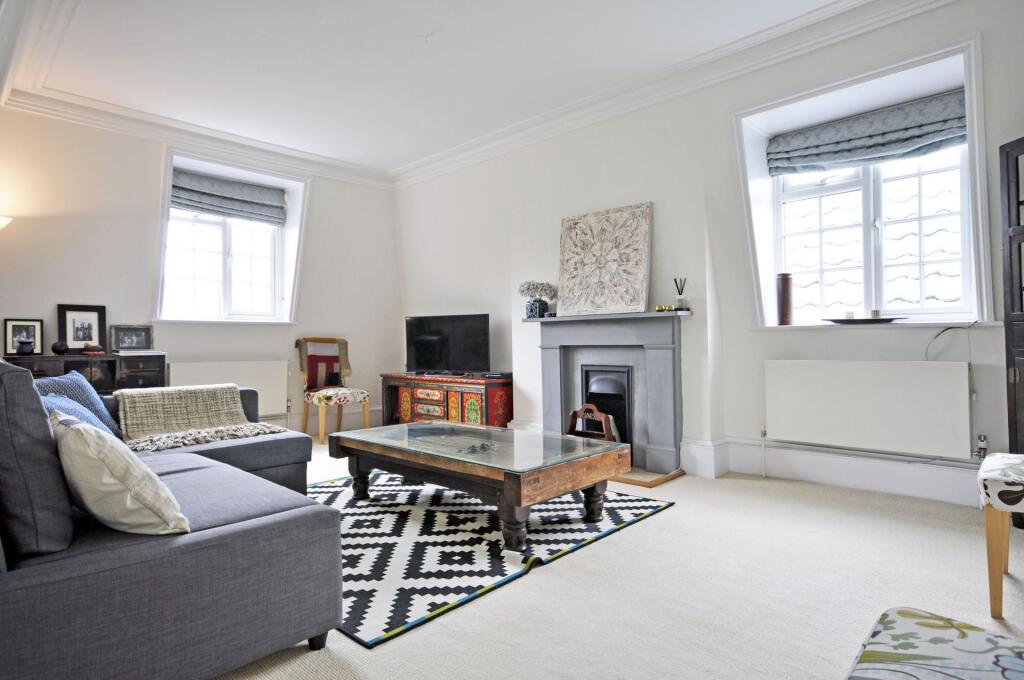 Main image of property: Upper Richmond Road West, East Sheen, SW14