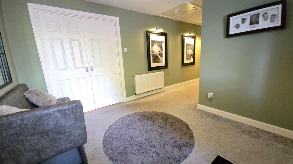 Kiln Road, Newbury, RG14 2HA - View 6