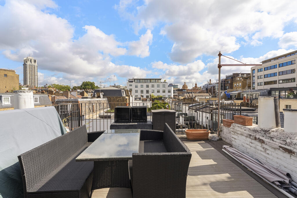 Rutland Street, Kensington And Chelsea, London photo 4