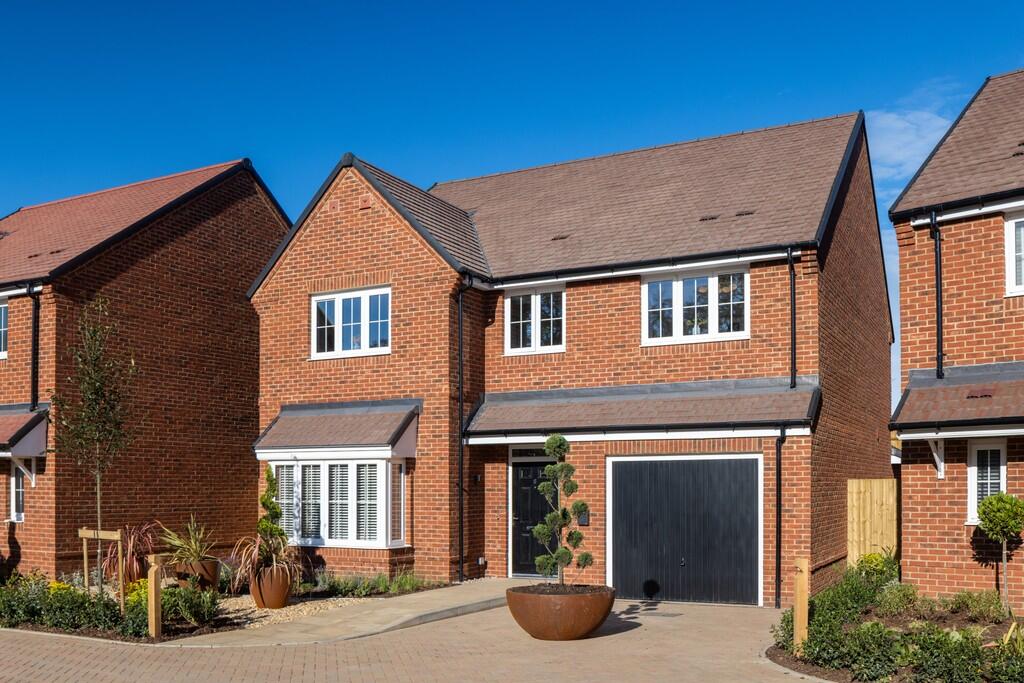 Main image of property: West Street,
Farnham,
GU9 7AS