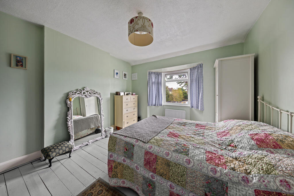 House in Elmbridge, Molesey - View 6