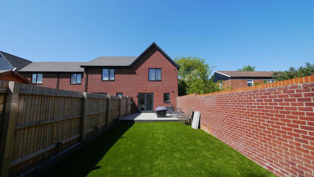 Additional image 12 of Overfield Close, Hatfield