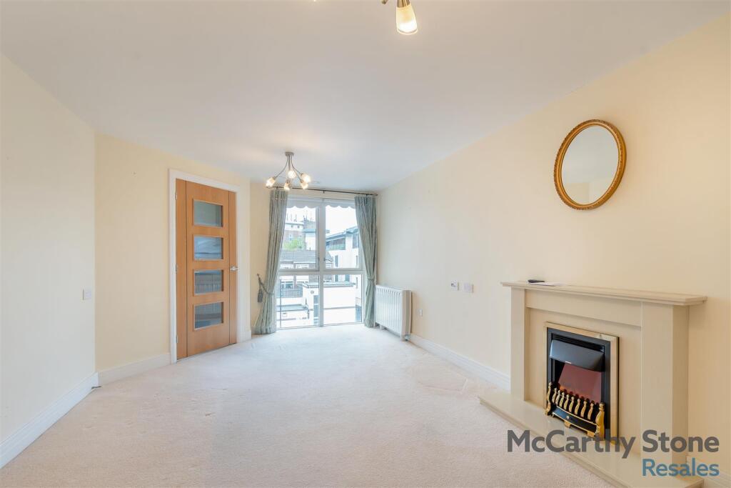 35 Wilton Court, Southbank Road, Kenilworth photo 4