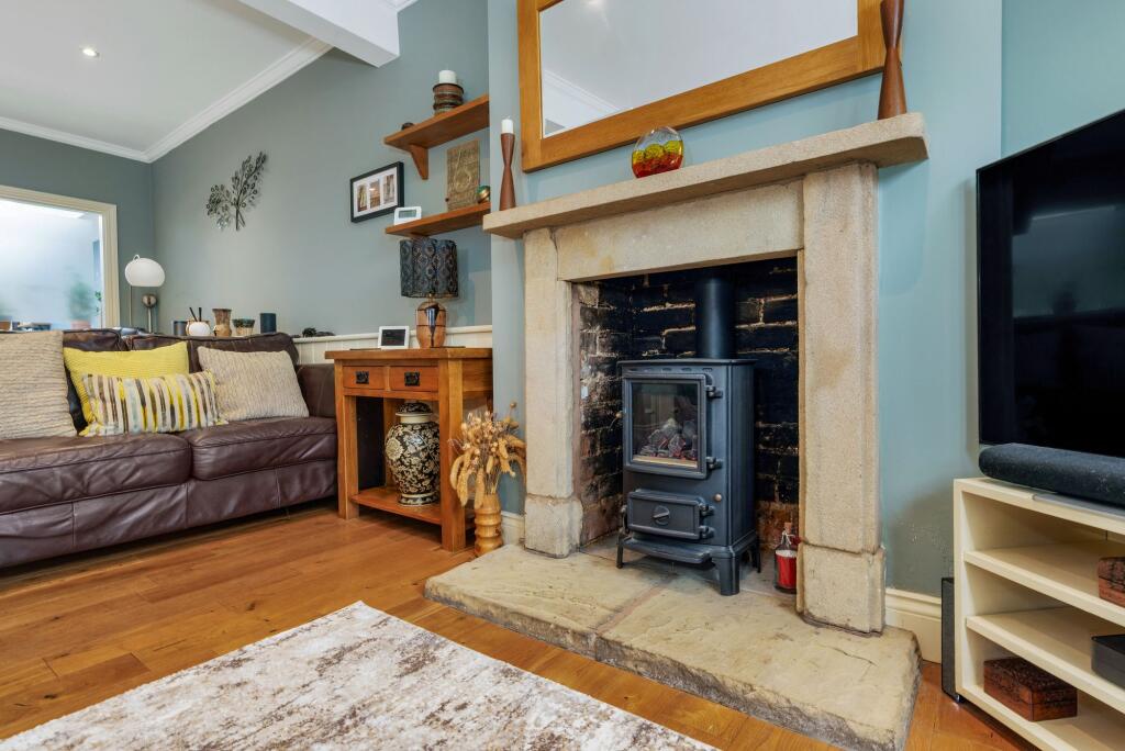 House in Warwick, Sydenham, Royal Leamington Spa - More