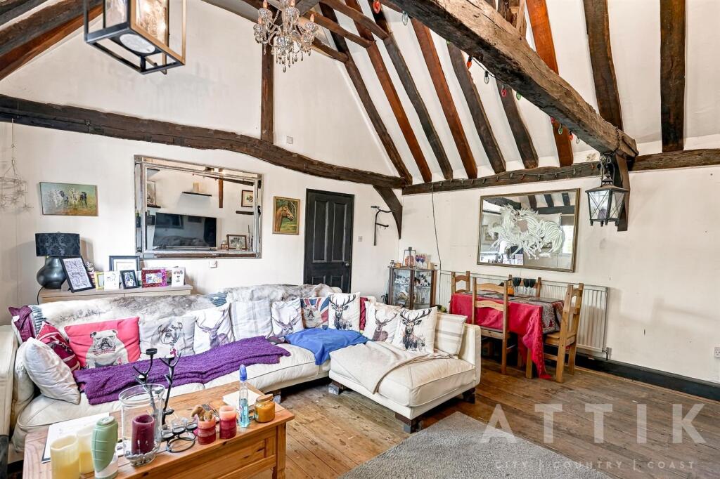 Apartment in Norwich - View 3
