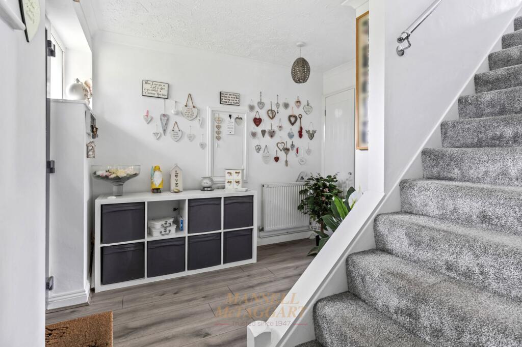 House in Crawley, Gossops Green - More