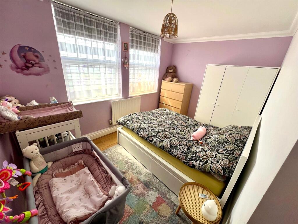 Apartment in Kettering, Avondale - View 5