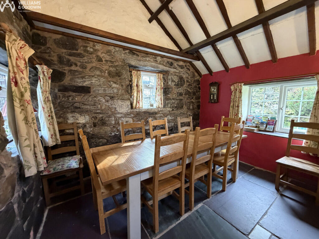 Off B4418 Road, Nantlle, Gwynedd, LL54 photo 4