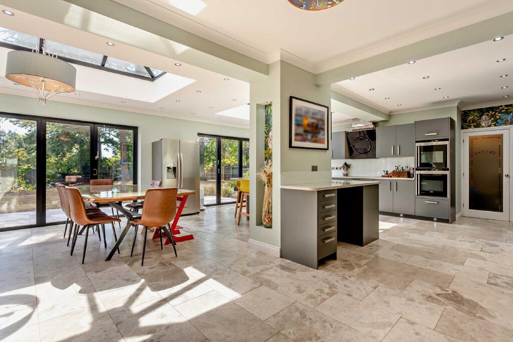 House in Newport, Monmouth - View 3