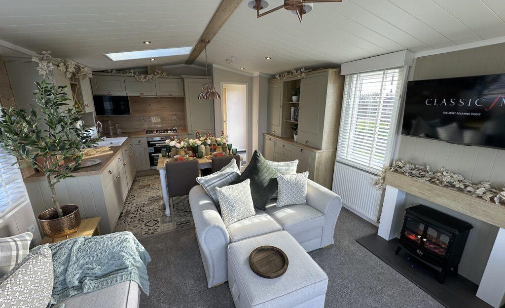 House in Porthcawl, Nottage - View 2