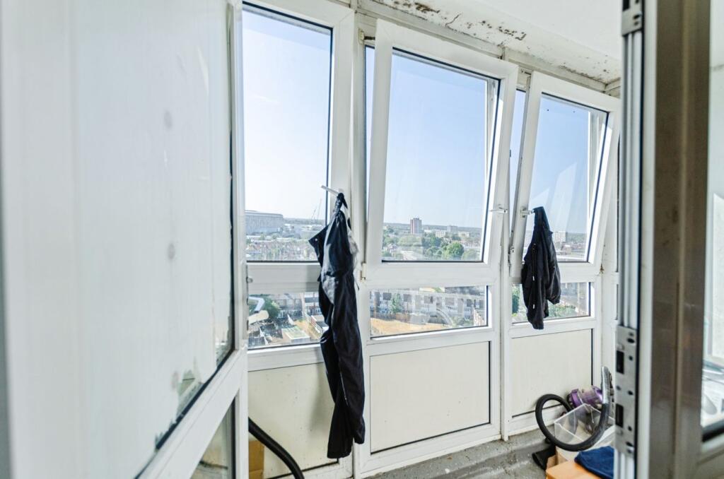 Apartment in London - View 5