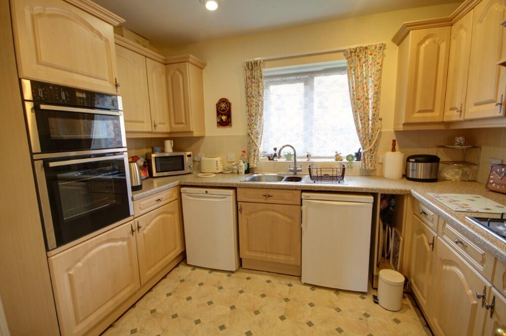 3 Carr Hill Lane, Briggswath, YO21 1RS photo 3